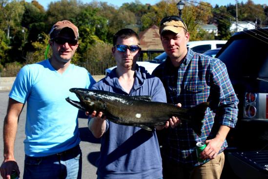 Chronicles crew with a nice keeper chinook